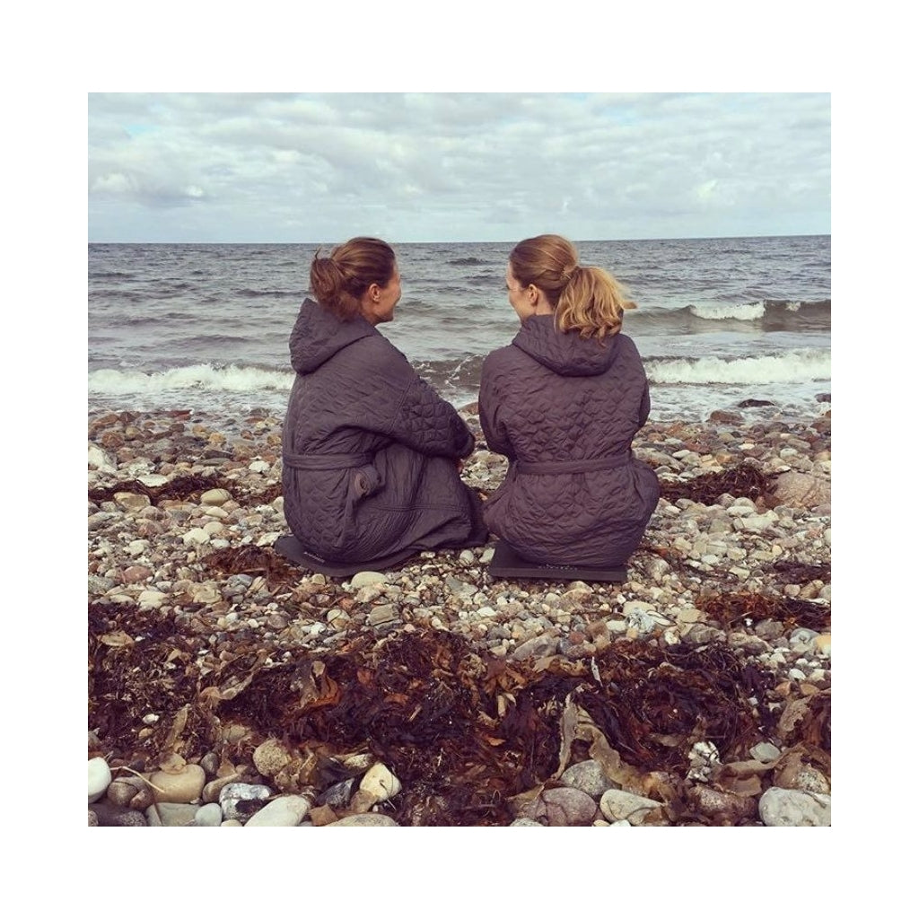 NORDBAEK Badekåpe NORDBAEK Windy Ocean - dame vindtett resirkulert fleece Bath robe Grey