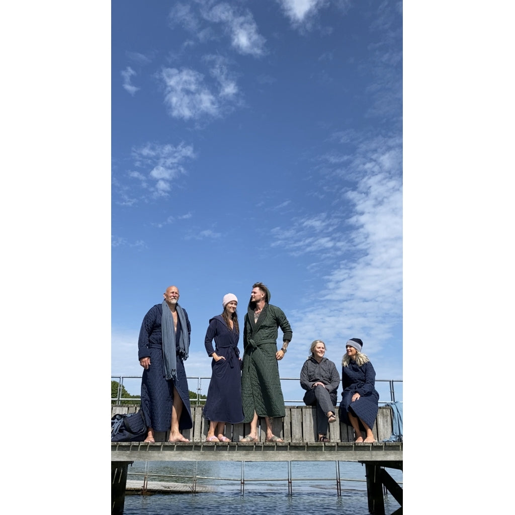 NORDBAEK Badekåpe NORDBAEK Long Beach - vindtett herrekåpe med 100% resirkulert fleece Bath robe Navy